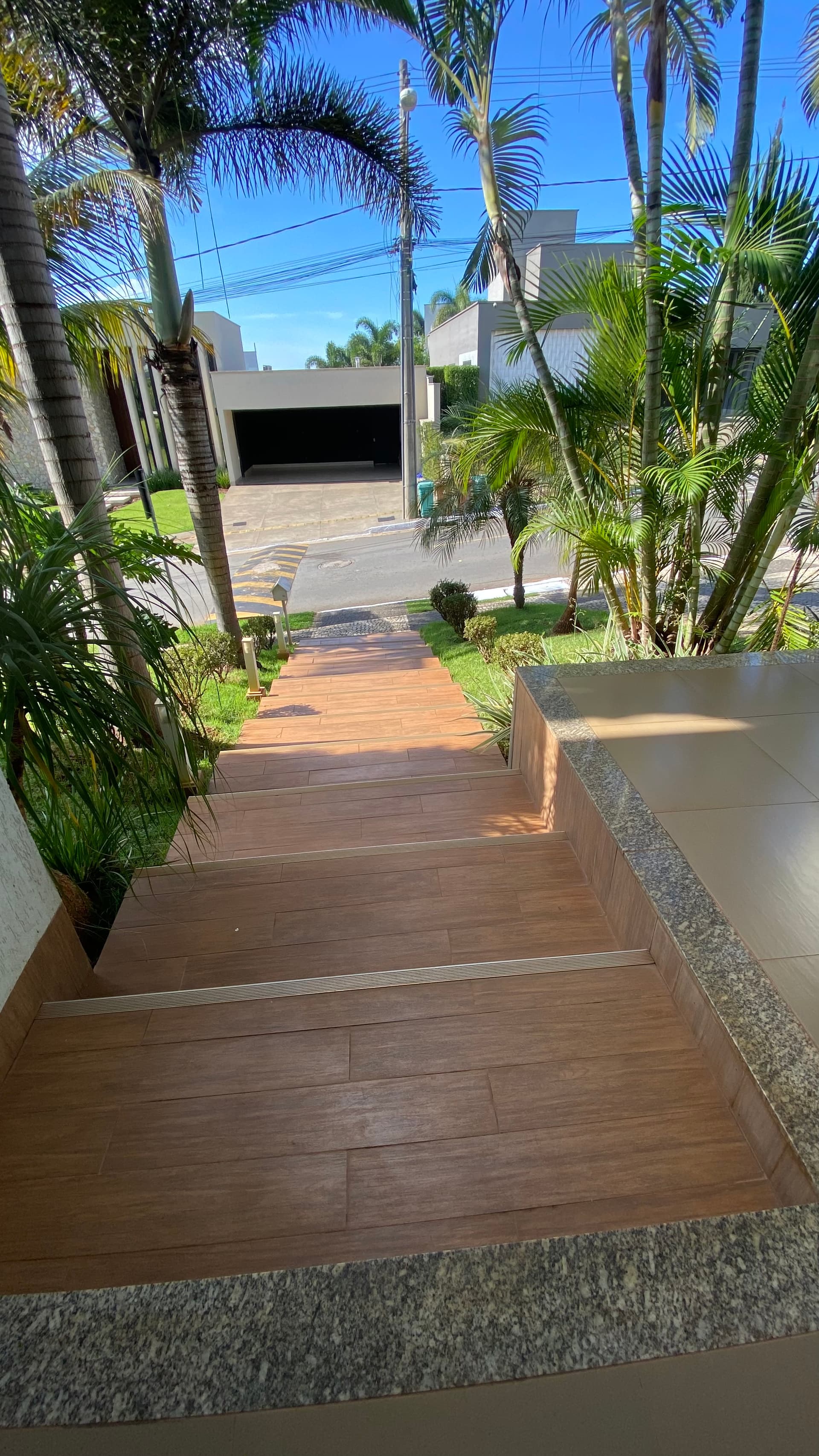 OPORTUNIDADE NO CONDOMÍNIO DO LAGO | CASA TÉRREA COMPLETA EM LOTE DE 608m²
