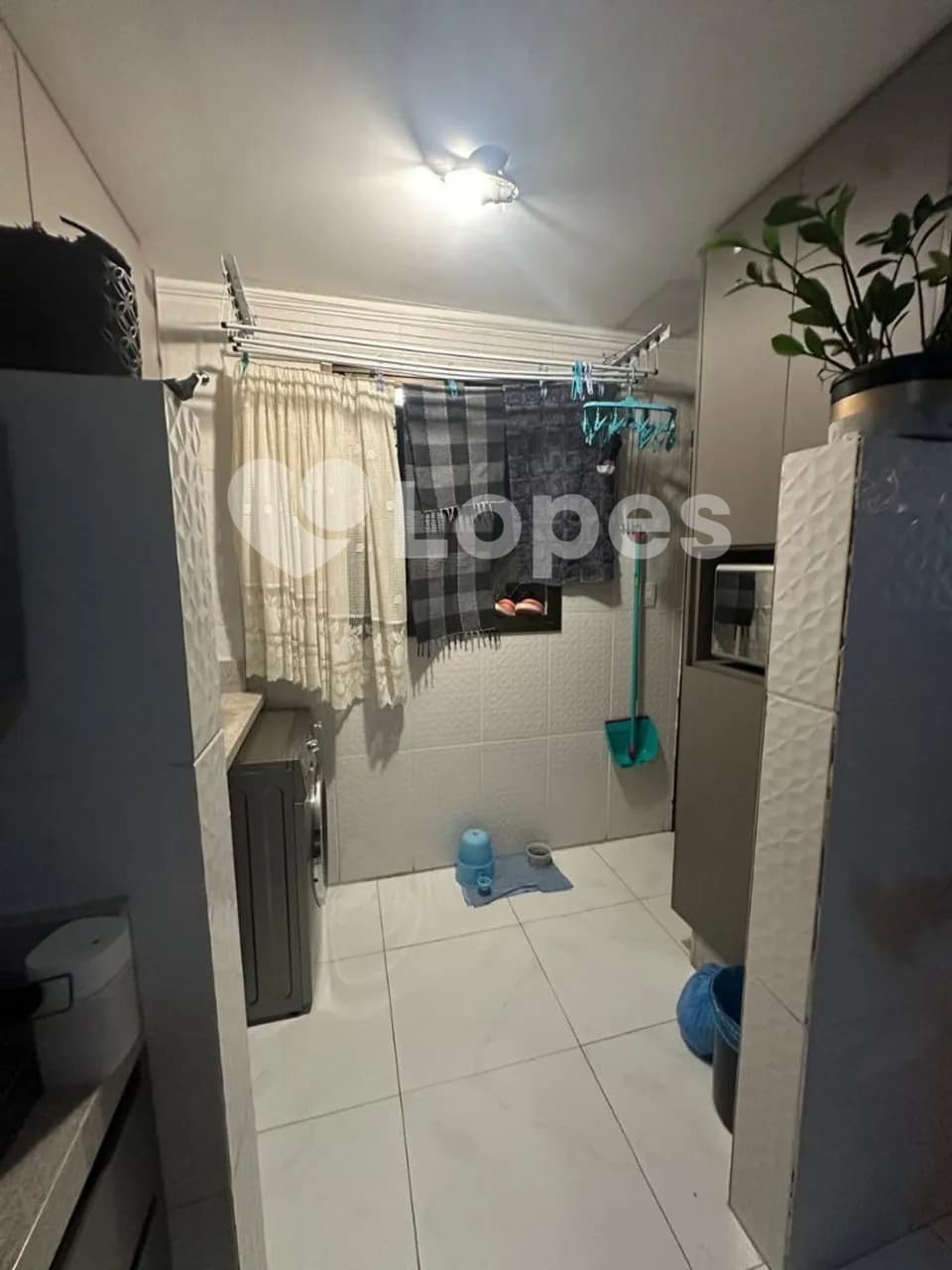 Apartamento 4 Quartos no Setor Bueno, Próximo ao Parque Vaca Brava, Goiânia
