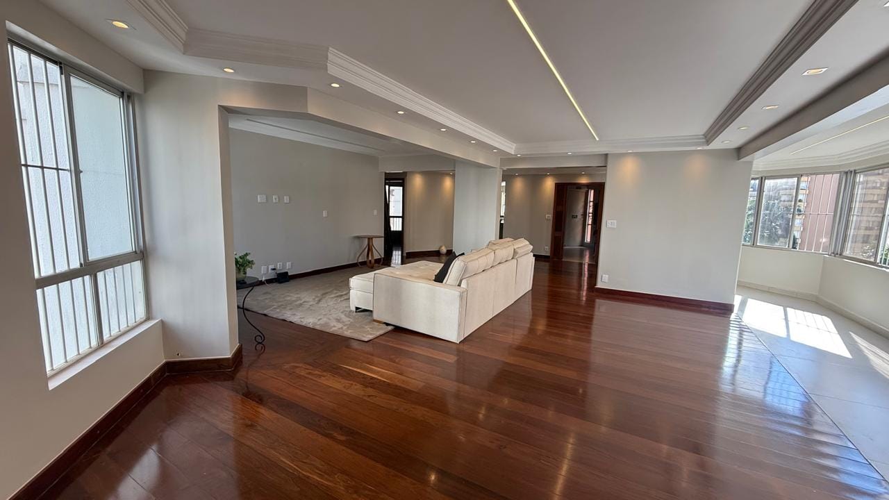 APARTAMENTO BIARRITZ BUENO