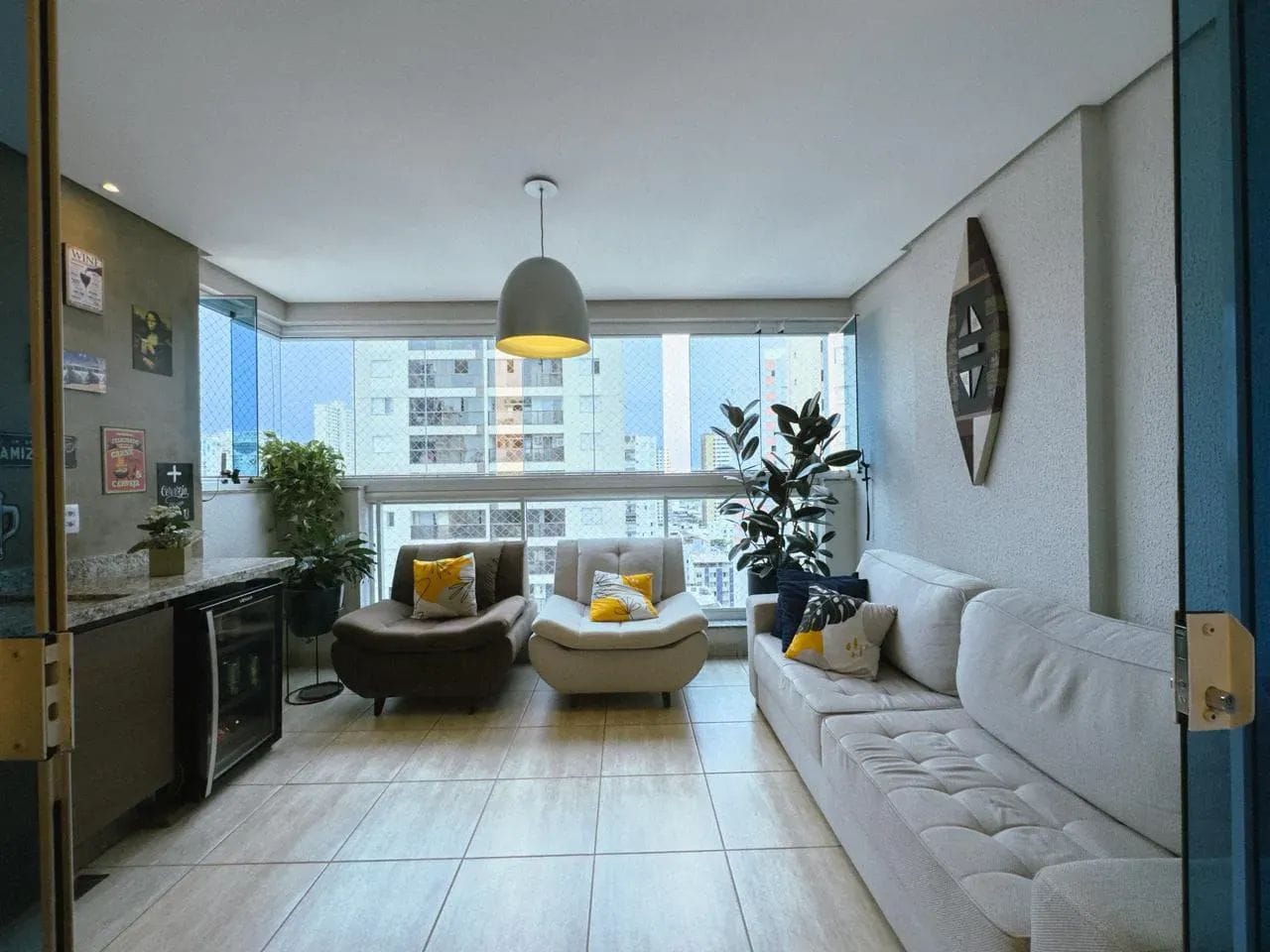 Imóvel para venda possui 104 metros quadrados com 3 quartos em Setor Bueno - Goiânia - GO