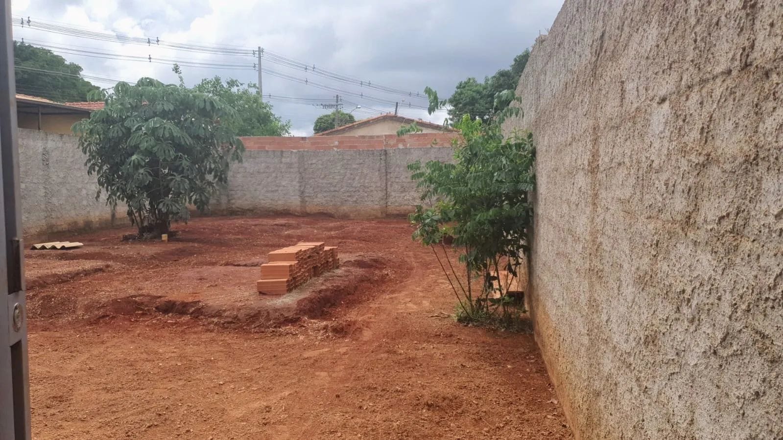 NATYANA_010 - LOTE EXCLUSIVO NO RESIDENCIAL PARAISO | Prox à UFG