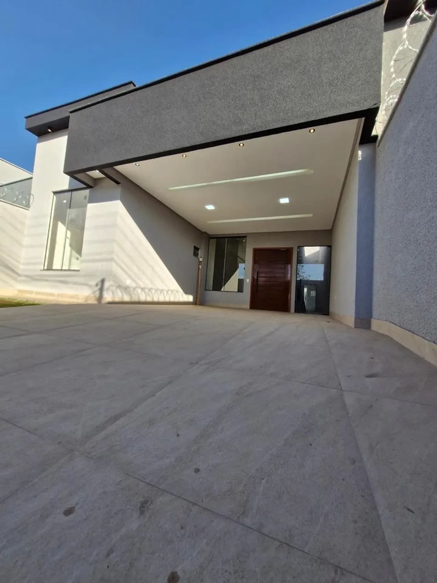 🏡 Casa Moderna 3/4 à Venda