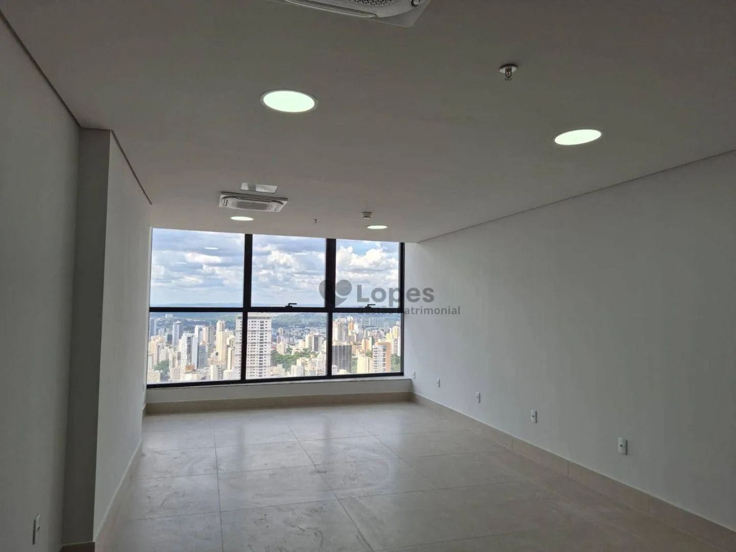 Sala para alugar, 37 m² - WTC - Setor Marista - Goiânia/GO
