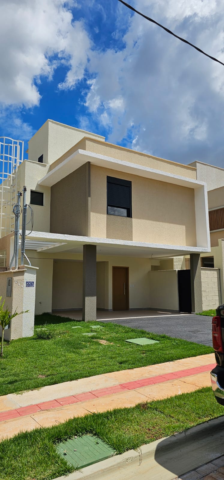 Casa Sobrado no Jardins Marselha - 180 m2