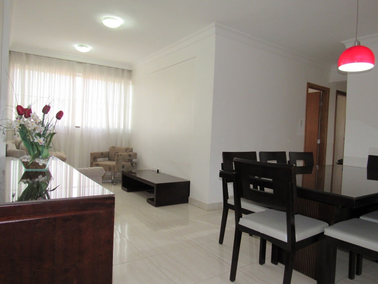 VENDO Apartamento no SETOR OESTE   Com vista para o Parque  lago das Rosas. 3 DORMITÓRIOS sendo 1 SUITE