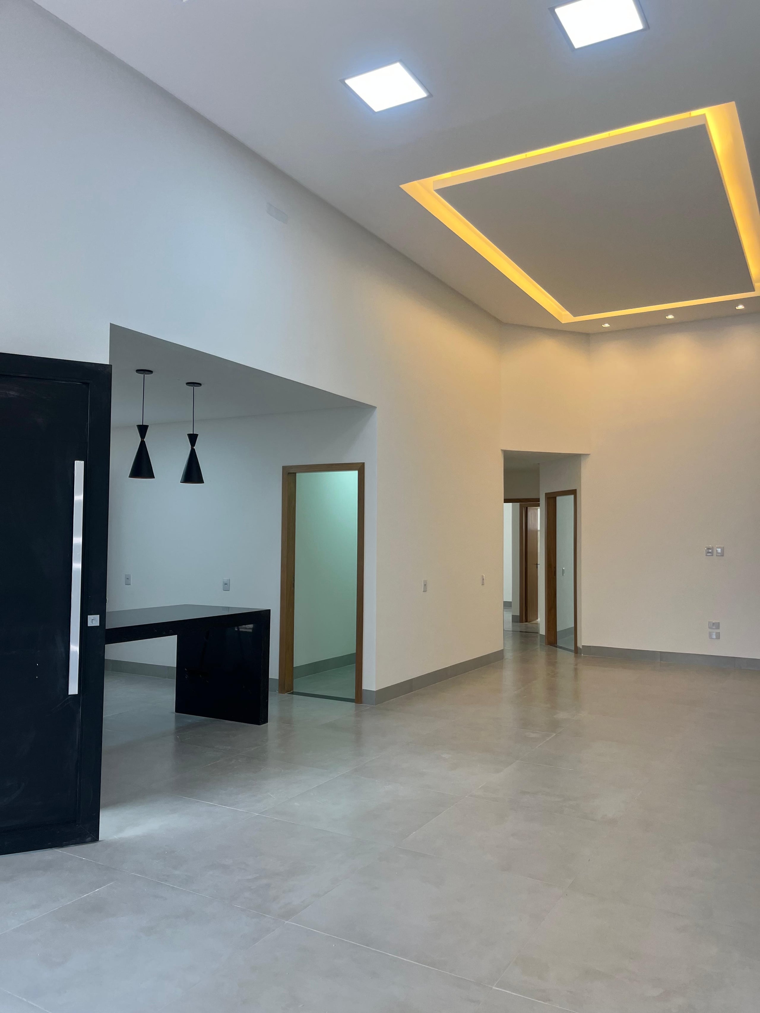 Linda casa térrea no Setor Faiçalville  Com 250 m² de Lote 158 m² de Construção