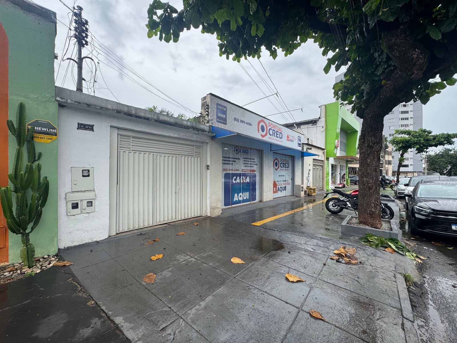 Casa com sala comercial no setor Pedro Ludovico