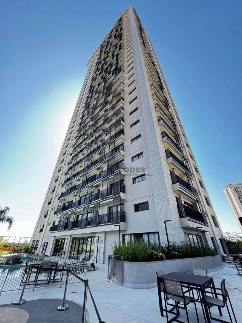 Flat 1/4 WTC Residence