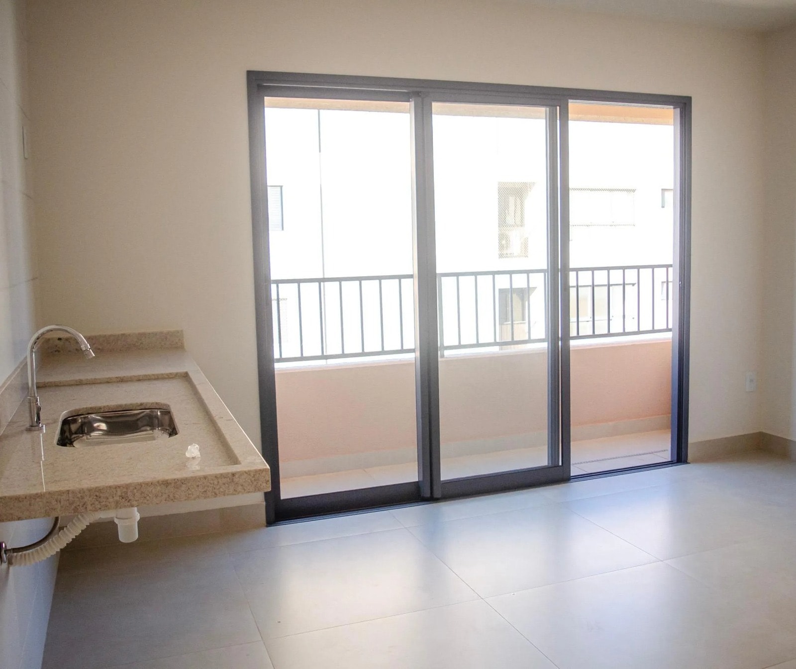 Apto Novo Ilumi Bueno | Andar Alto, Nunca Habitado e Lazer de Resort - 64m² 2Q (1 Suíte)