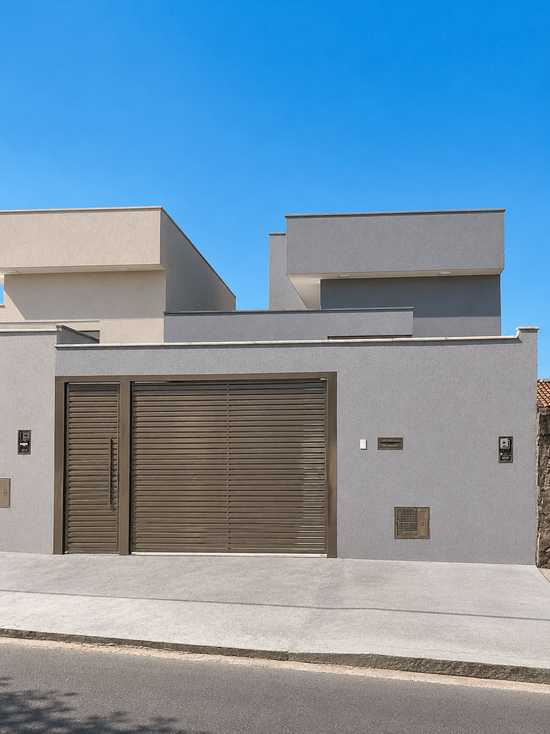 Baixou Venda Casa 3 quartos, Nova sendo: 1 suíte plena com pé-direito duplo; Solange Park Prox Joao Braz Goiania
