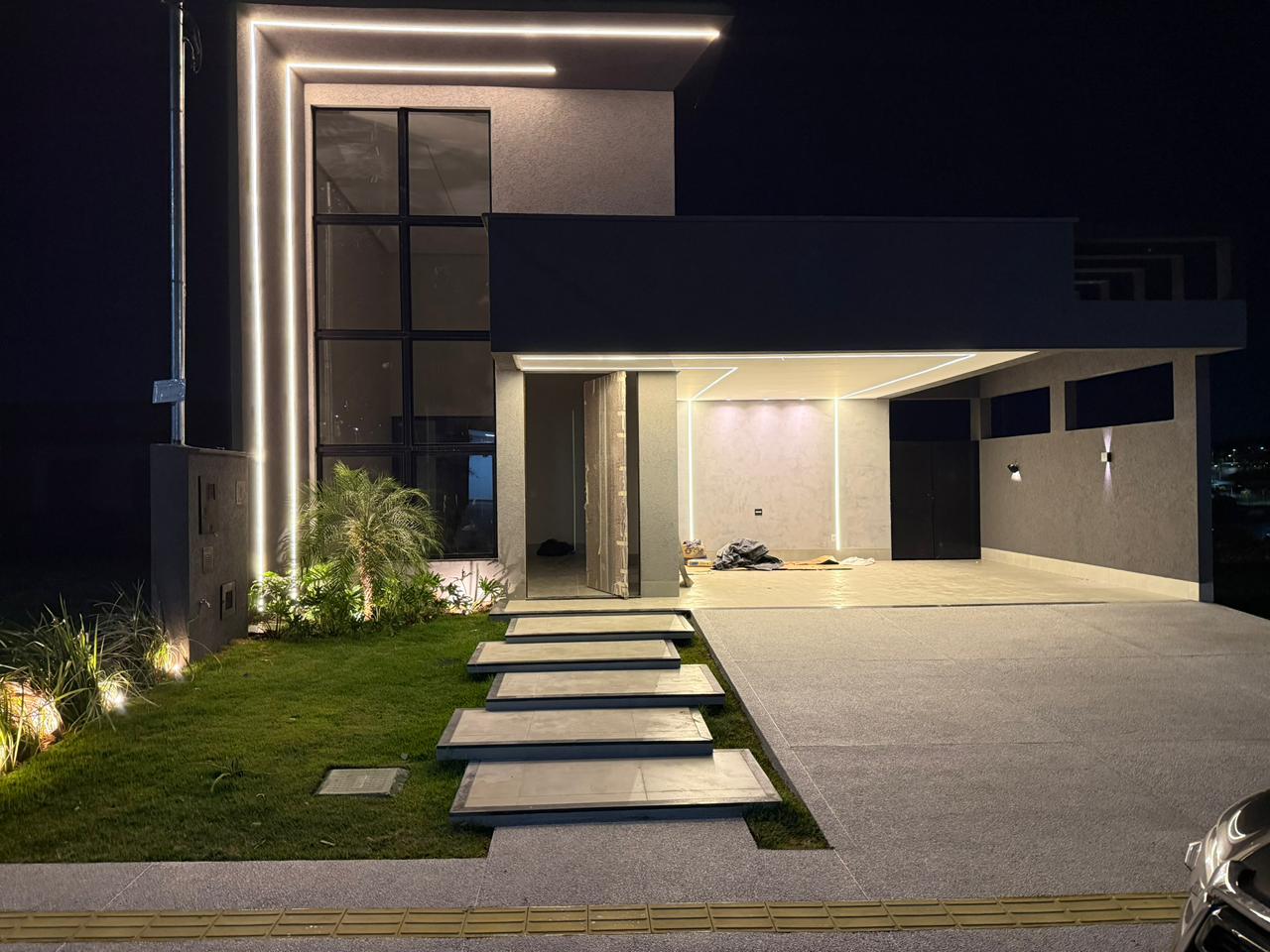 💎 CASA TÉRREA À VENDA – JARDINS CAPRI, SENADOR CANEDO