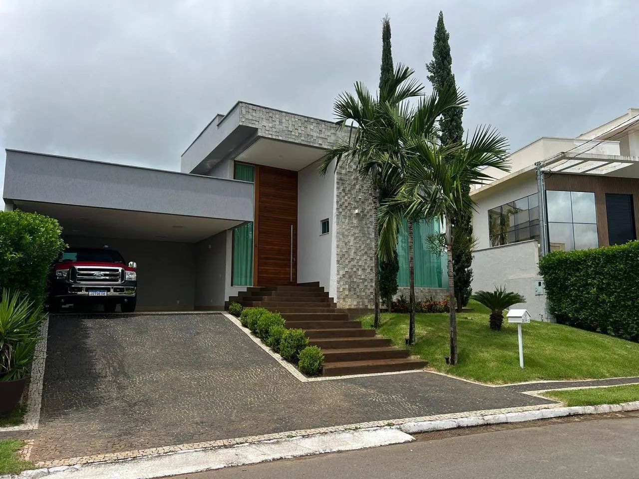 Casa no Condomínio do Lago – Goiânia