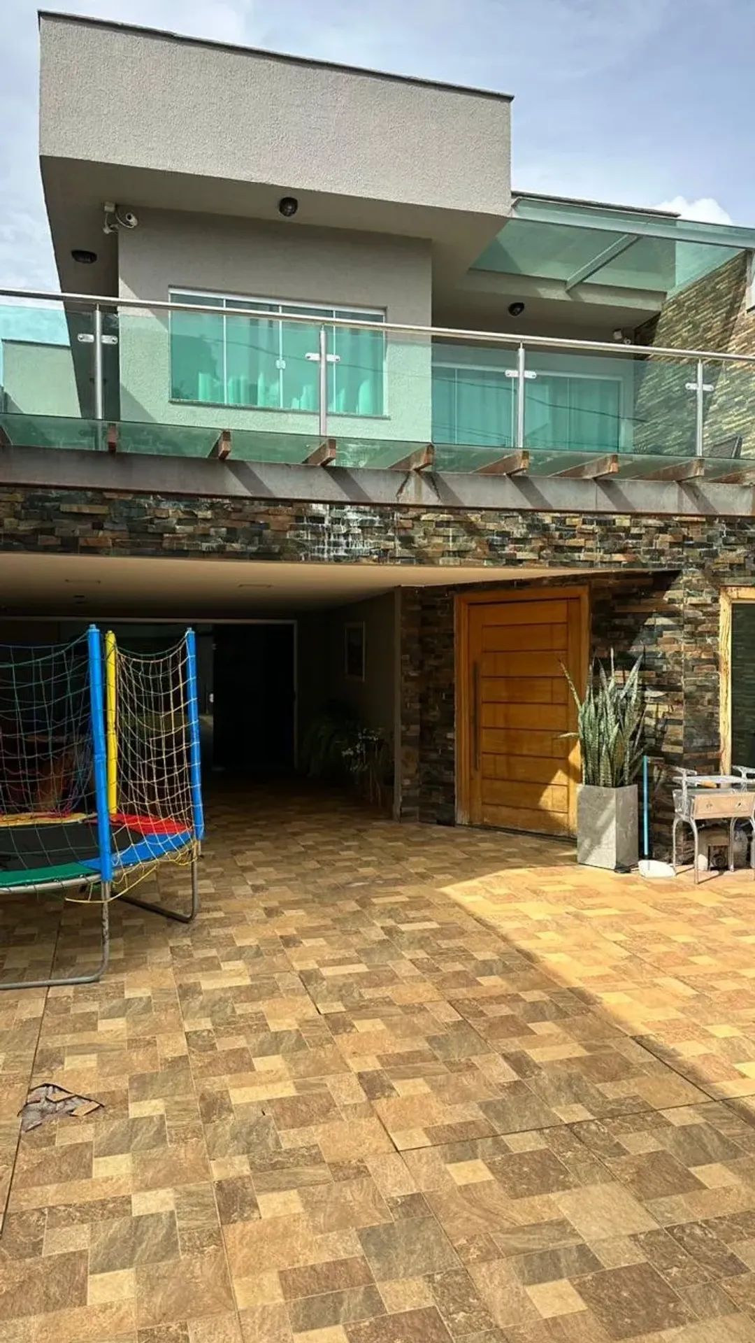 🏡 Sobrado com 4 Quartos no Papillon Park