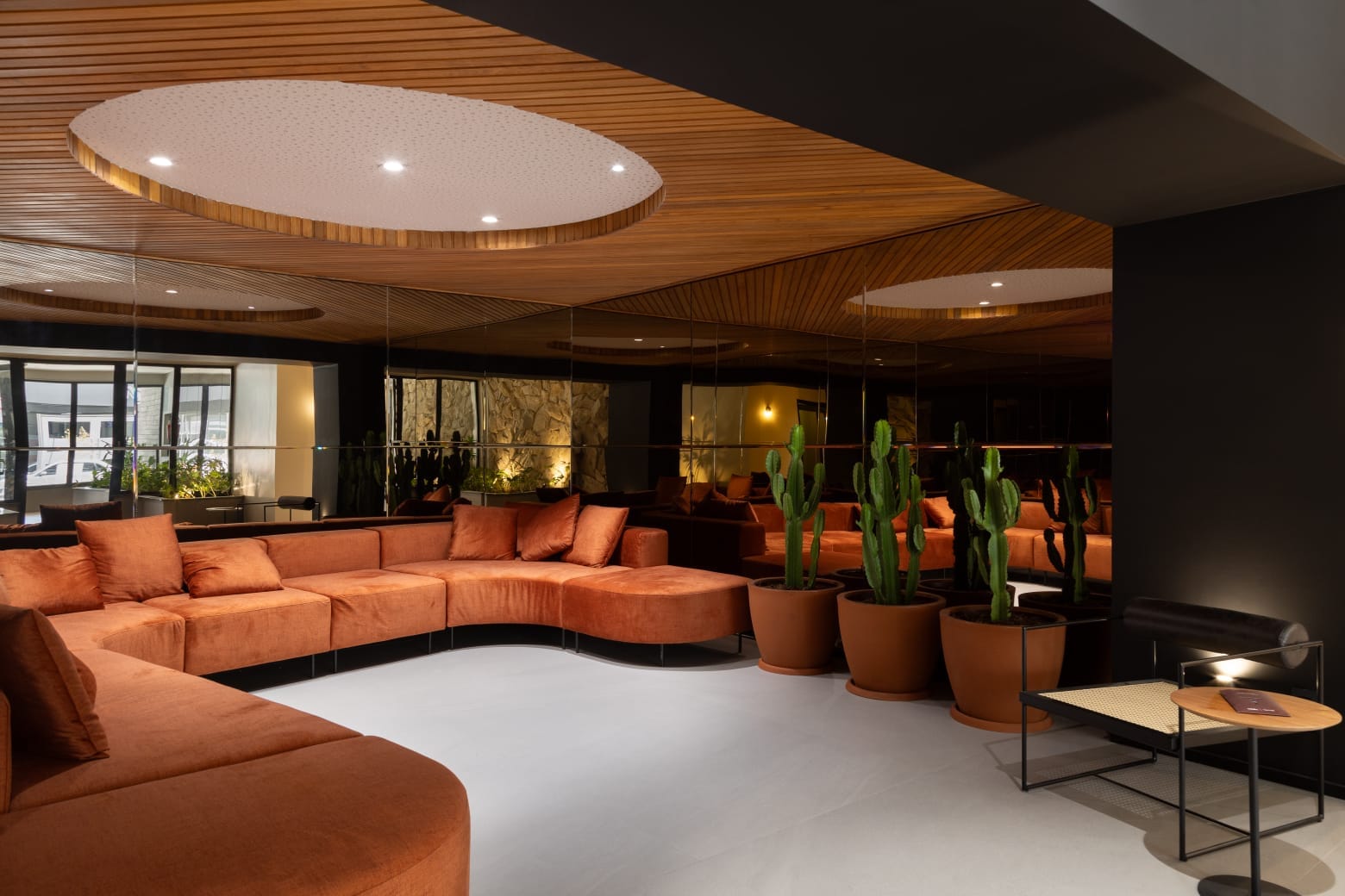 Oportunidade Única! Apartamento 2Q com Suíte no Nest23 | Frente Colégio WR