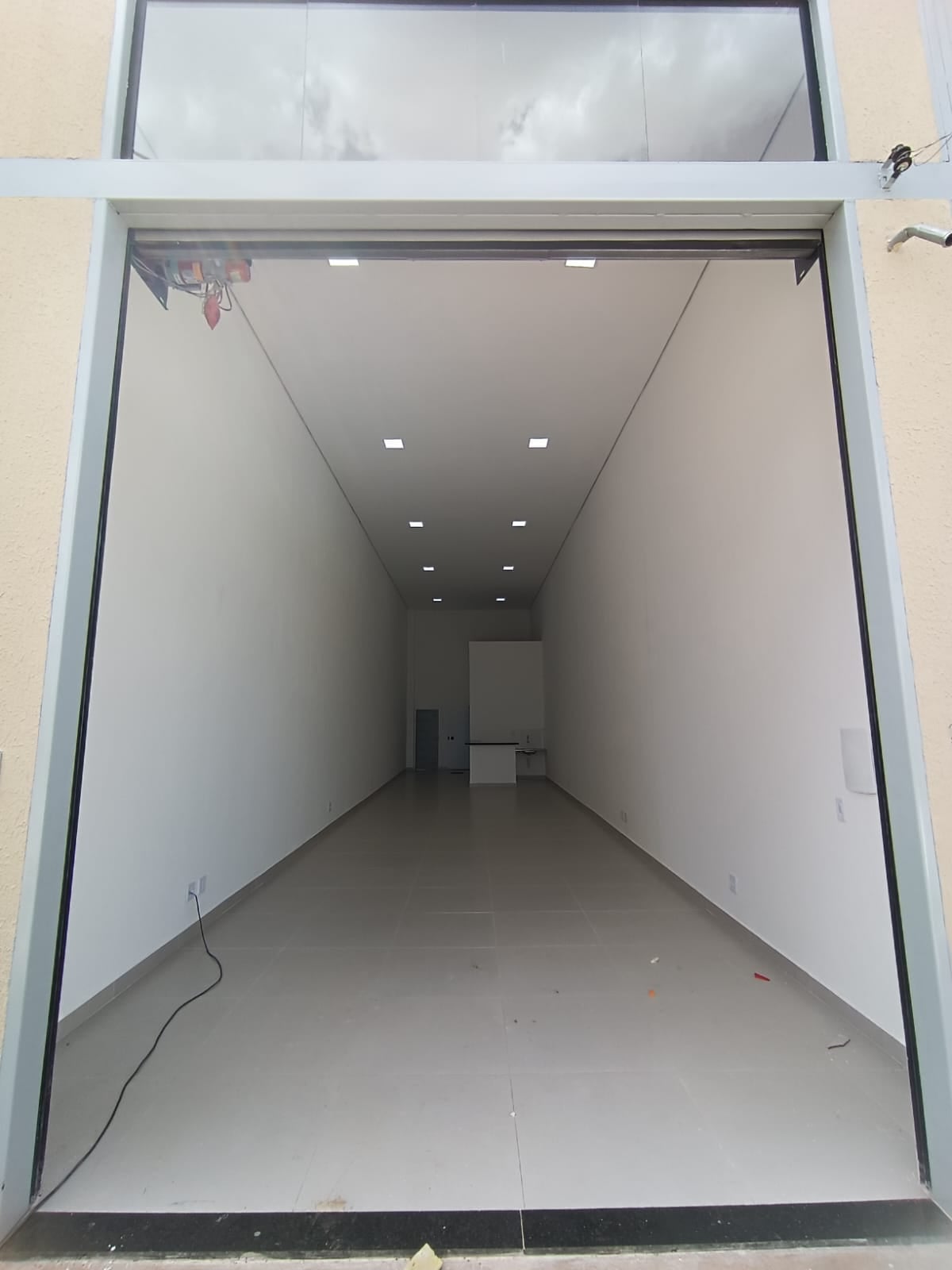 Galpão para alugar, 72 m² - Parque Oeste Industrial - Goiânia/GO