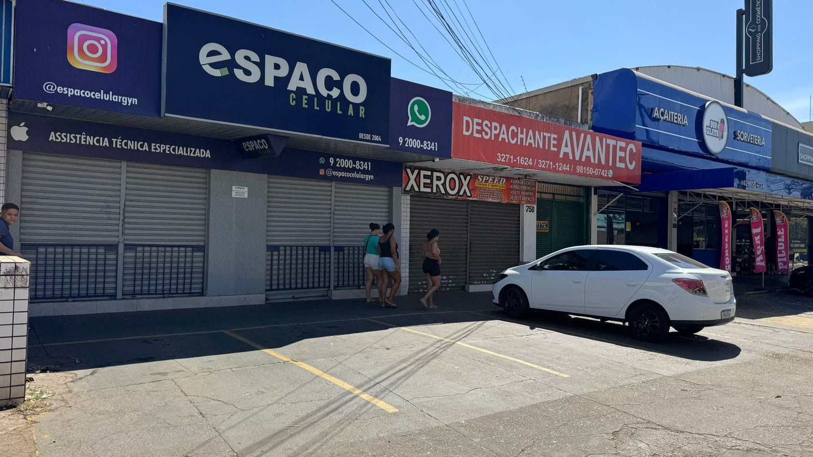 CASA RESIDENCIAL C/ SALAS ALUGUEL