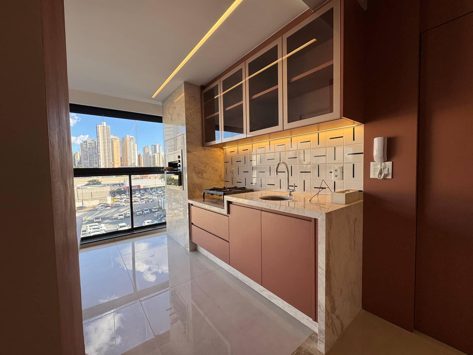 venda de Apartamento mobiliado de Frente ao Goiania Shopping