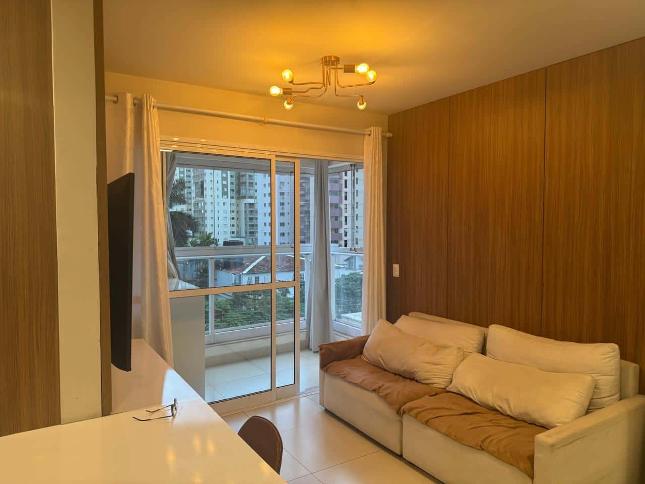 Apartamento no Alto Bueno! 2Q, 100% Mobiliado Enjoy Facility Home Mude-se hoje mesmo para o coração do Setor Bueno