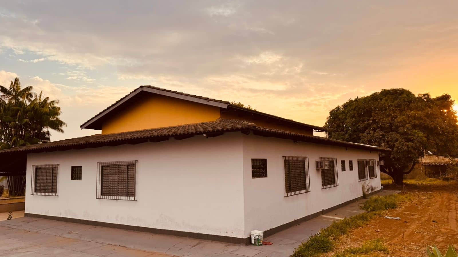 CHÁCARA - LOTE/TERRENO CABEÇA DE QUADRA - EXCELENTE LOCALIZAÇÃO