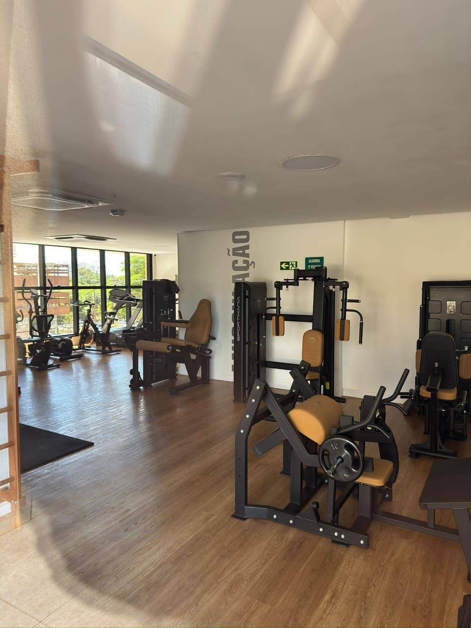 Apartamento no Jardim Goiás Residencial Infinit Flamboyant Residence 4 suítes 4 suite hidromassagem e duas cubas