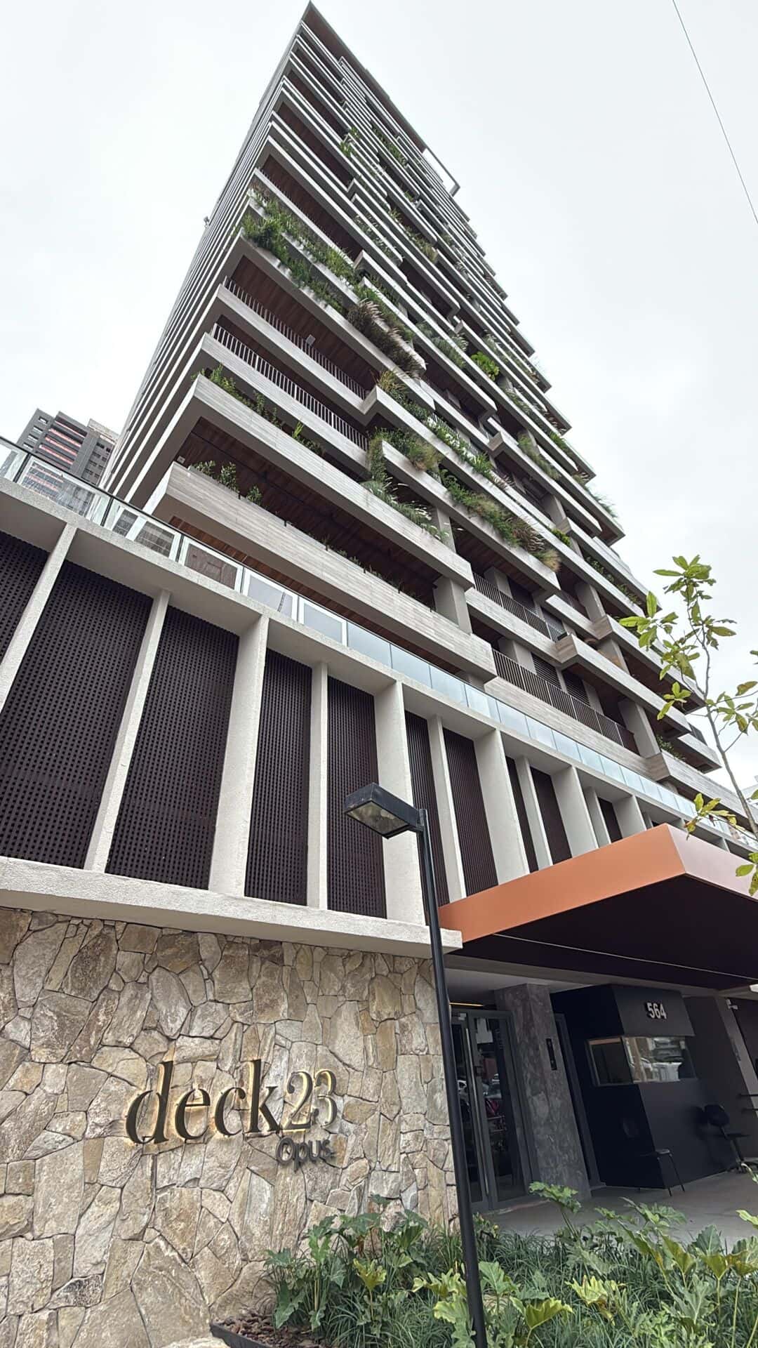 OPUS DECK 23 - 04 SUÍTES PLENAS - PRAÇA T-23