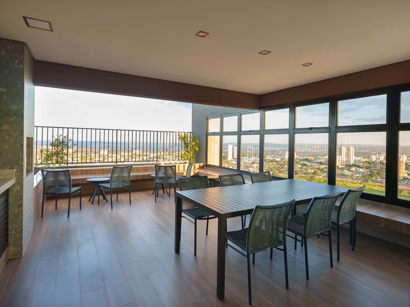 Oportunidade sendo 3 Quartos frente ao Parque Serrinha