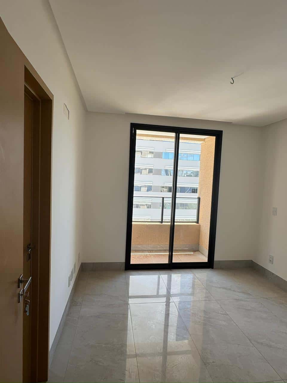 Apartamento no Jardim Goiás Residencial Infinit Flamboyant Residence 4 suítes 4 suite hidromassagem e duas cubas