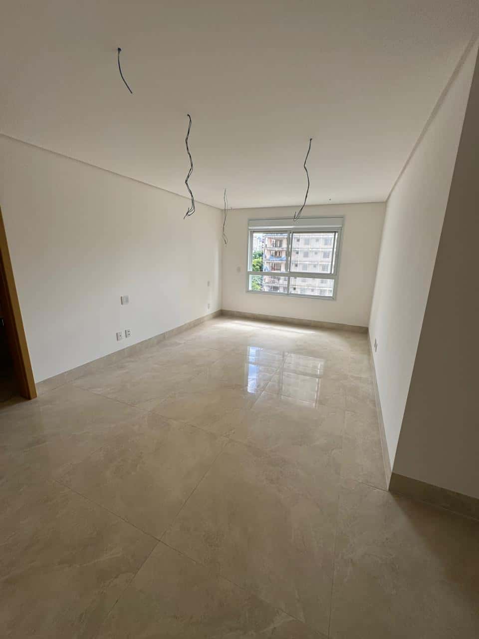 Apartamento com 4 suítes no setor Marista proximo ao parque Areião