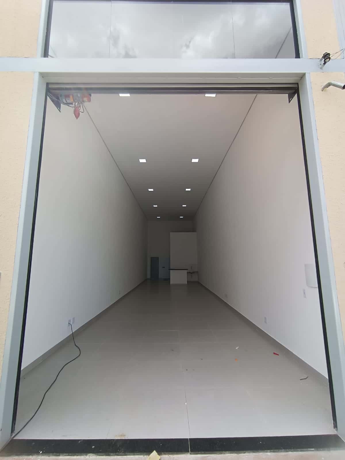 Galpão para alugar, 72 m² - Parque Oeste Industrial - Goiânia/GO