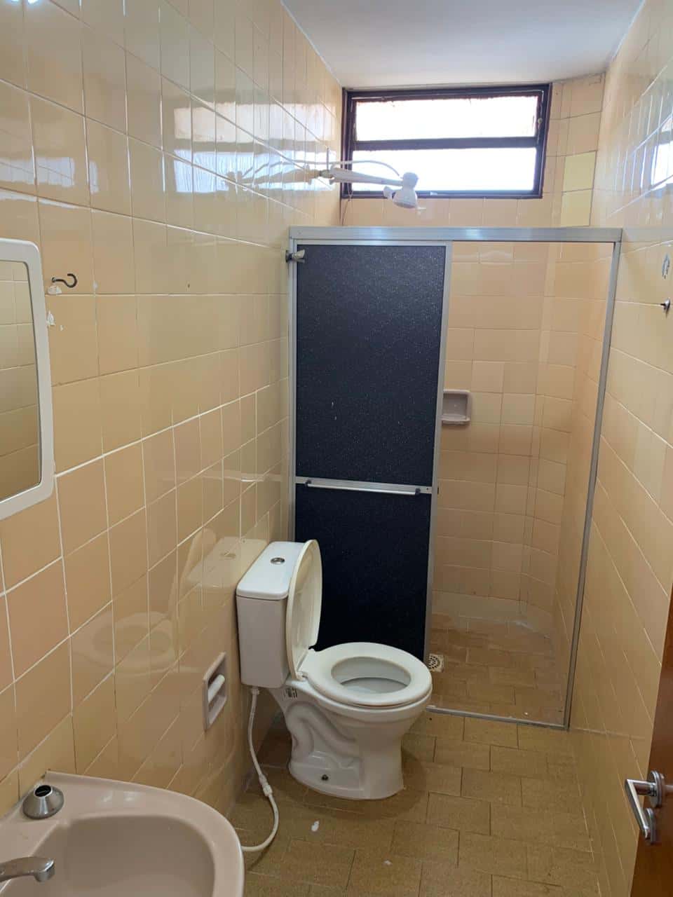 Apartamento no Ed. Castro Alves para alugar com 65 m² - Leste Universitário