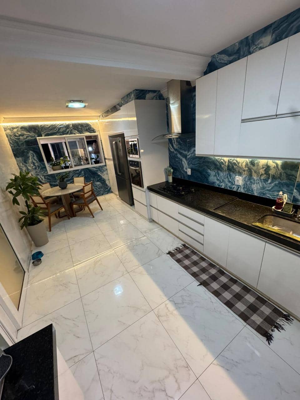 SOBRADO NO SETOR LESTE UNIVERSITÀRIO