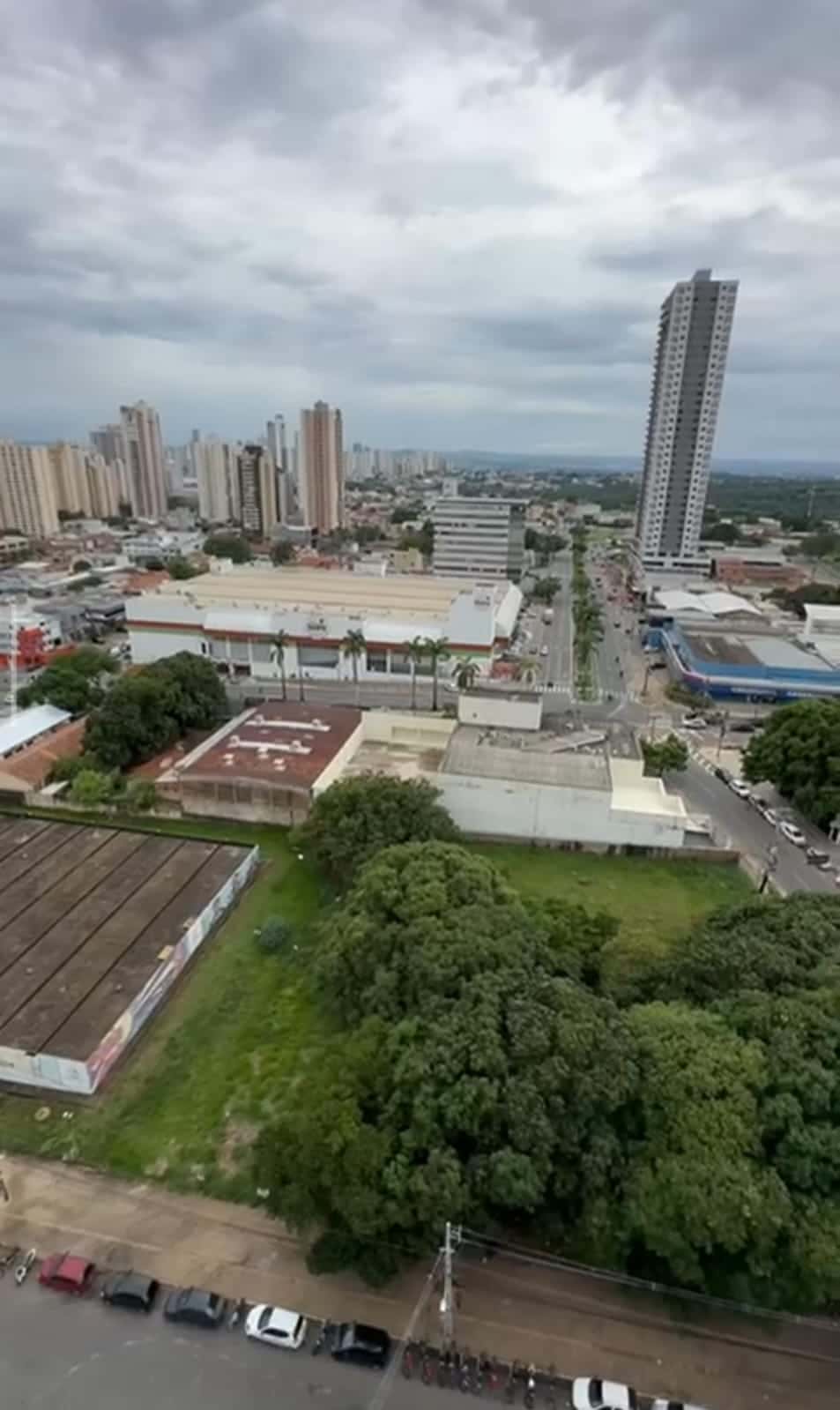 📍 Apartamento de alto padrão – 17º andar (Apto 1702) 🌅 Sol da manhã | Vista definitiva