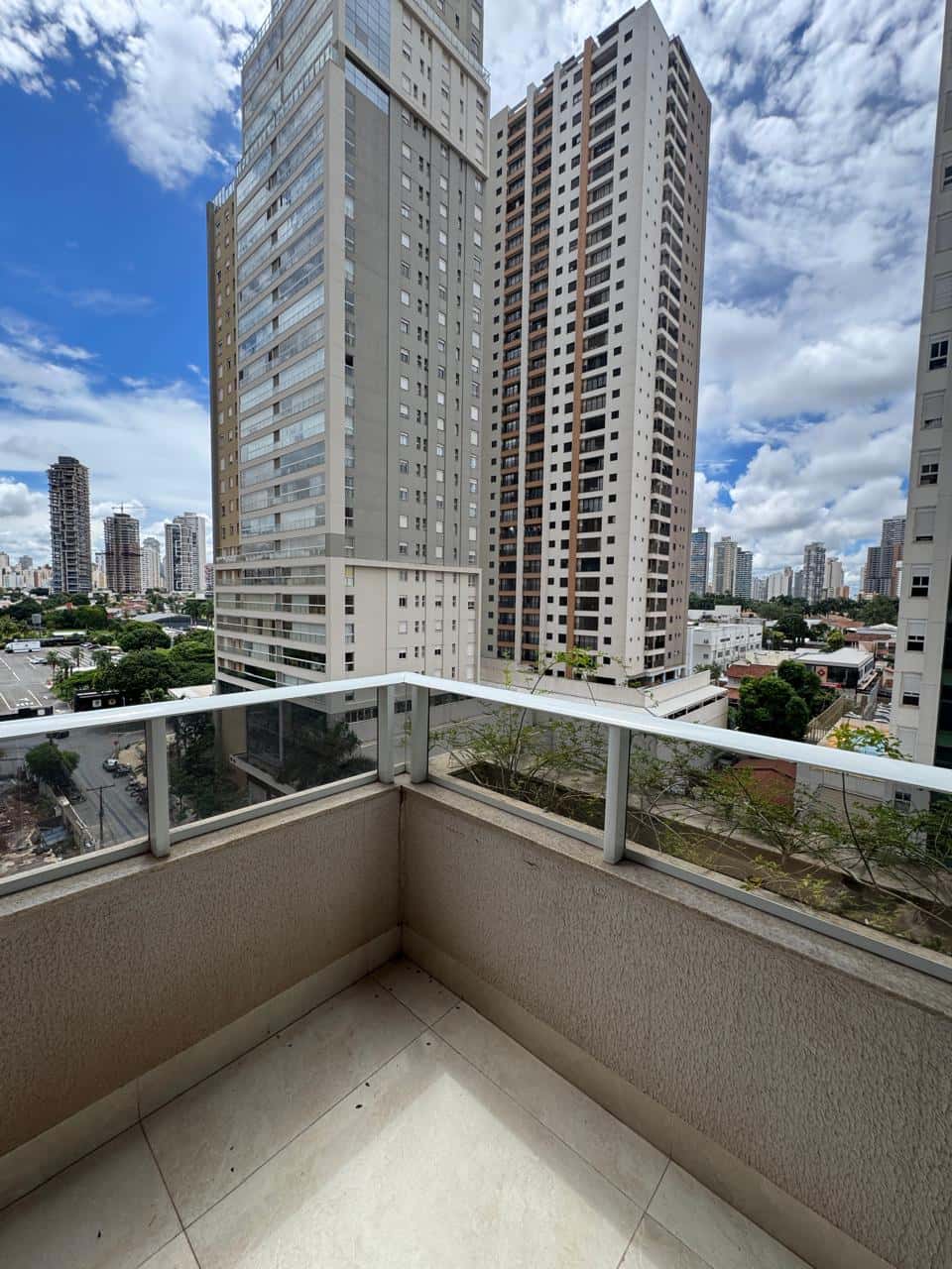Apartamento com 4 suítes no setor Marista proximo ao parque Areião