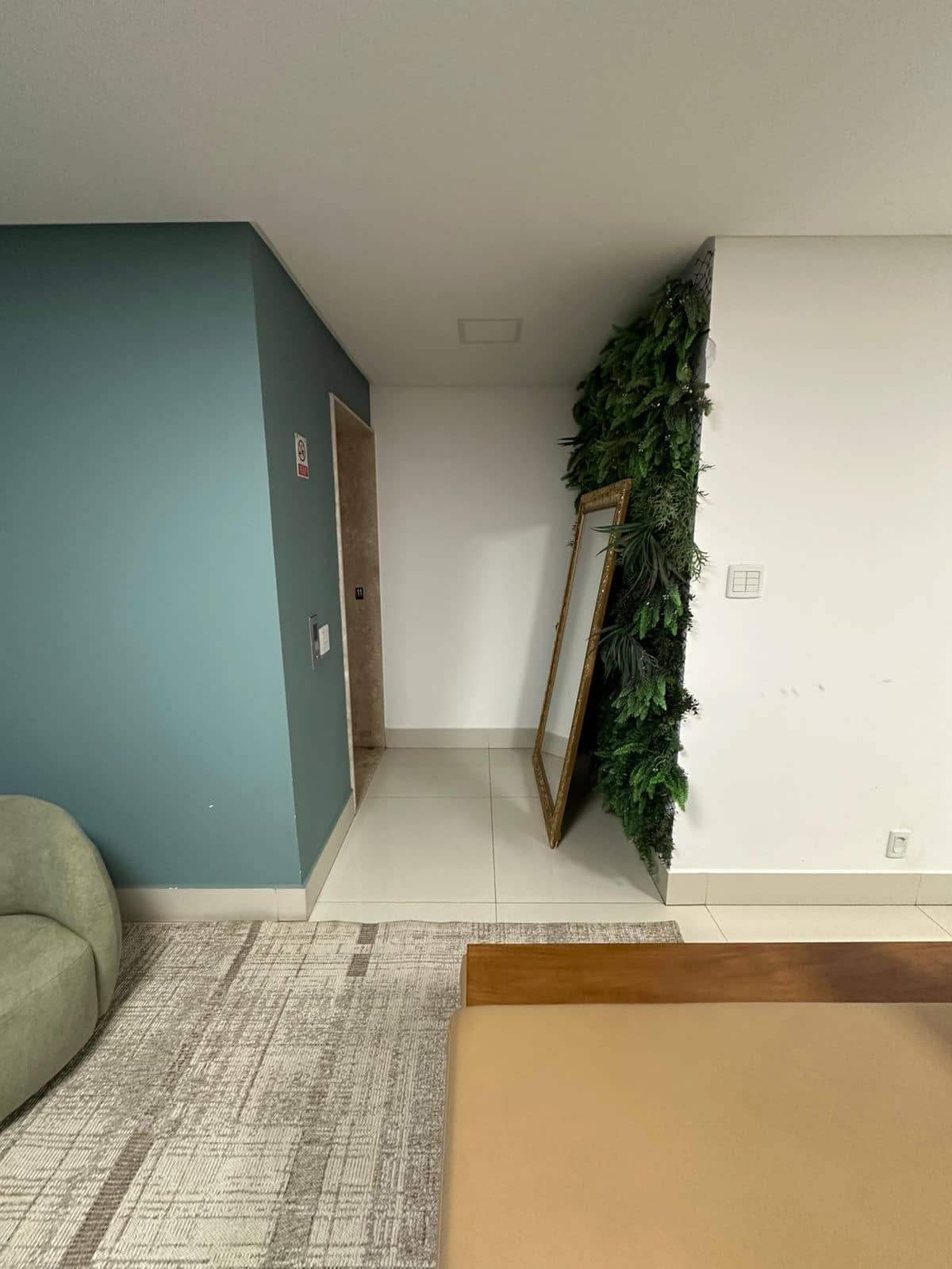 APARTAMENTO NO EDIFÍCIO SINFONIA ECO DESIGNER COM LOCALIZAÇÃO PREVILÉGADA NO SETOR MARISTA.