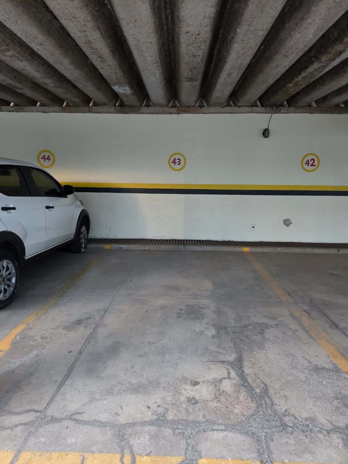 Vendo apartamento Edifício Columbia