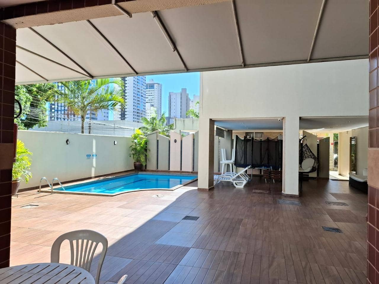 Baixo Bueno - 03 Suítes Excelente Localização