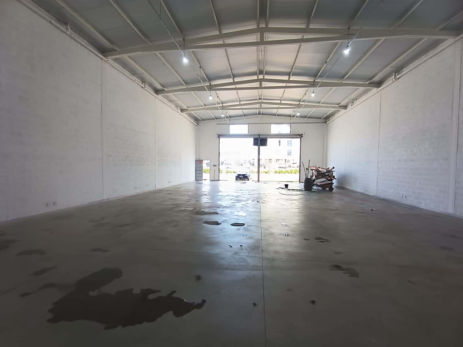 Galpão para alugar, 312 m² - Parque Oeste Industrial - Goiânia/GO