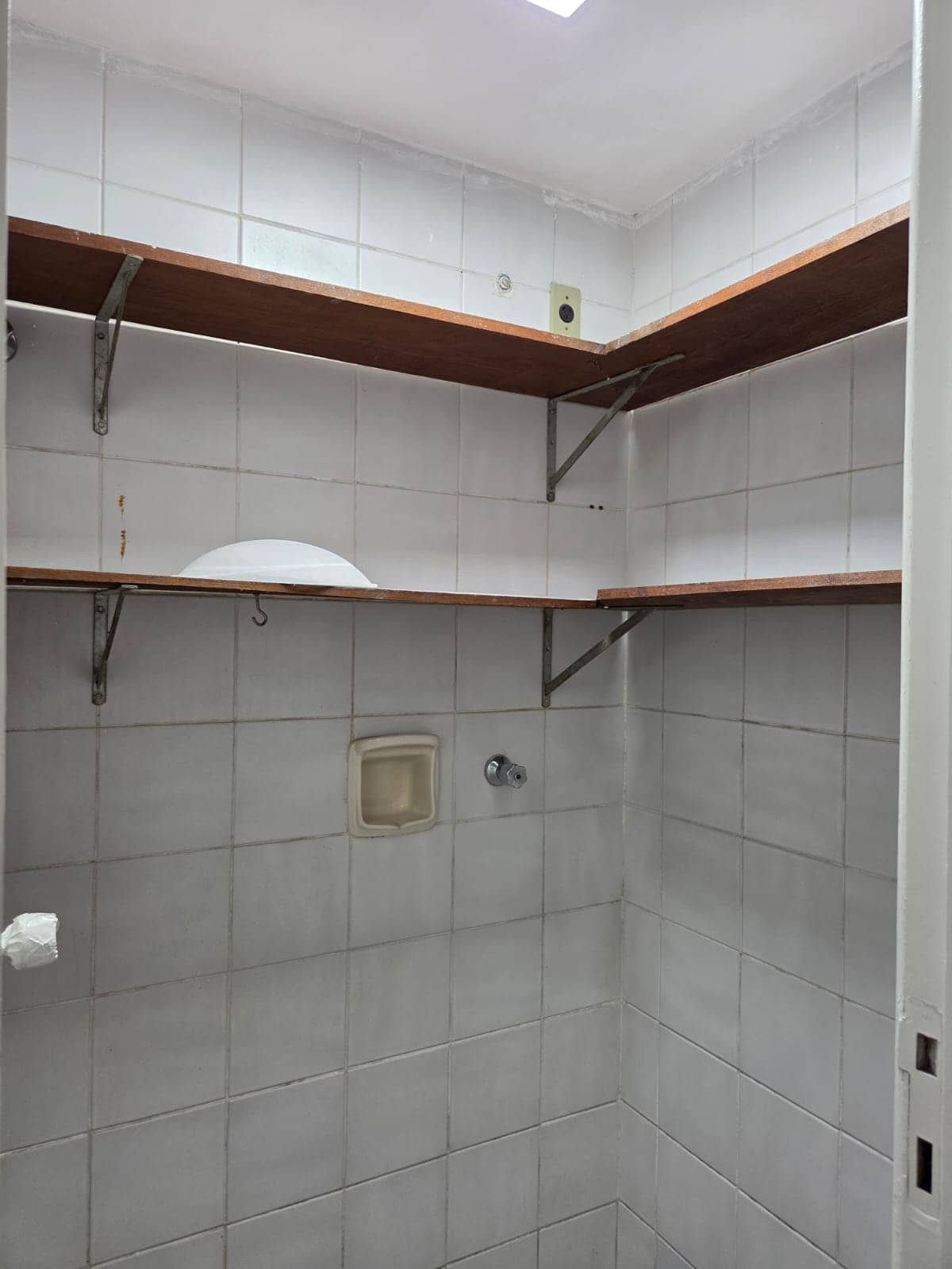 Vendo apartamento Edifício Columbia