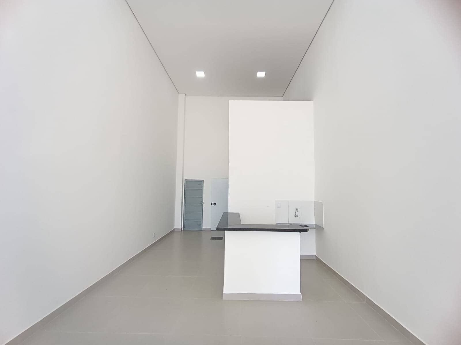 Galpão para alugar, 72 m² - Parque Oeste Industrial - Goiânia/GO