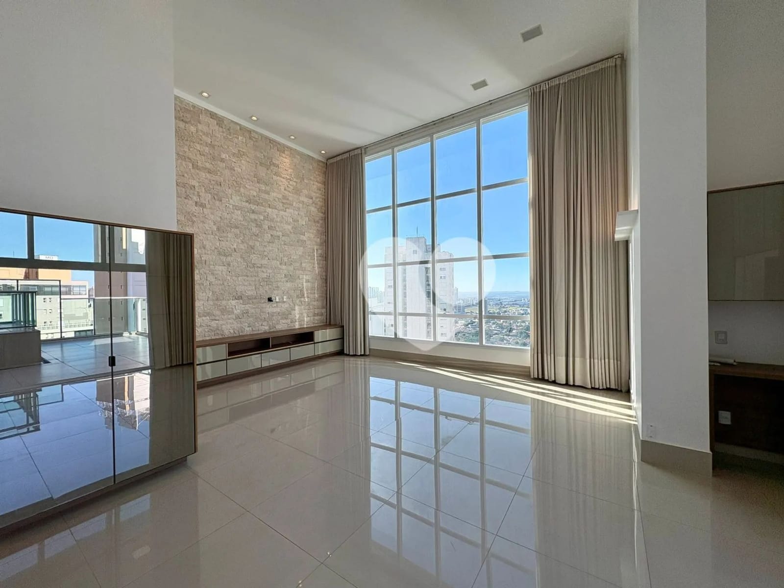 Cobertura Duplex Alto Padrão Chateau Marista