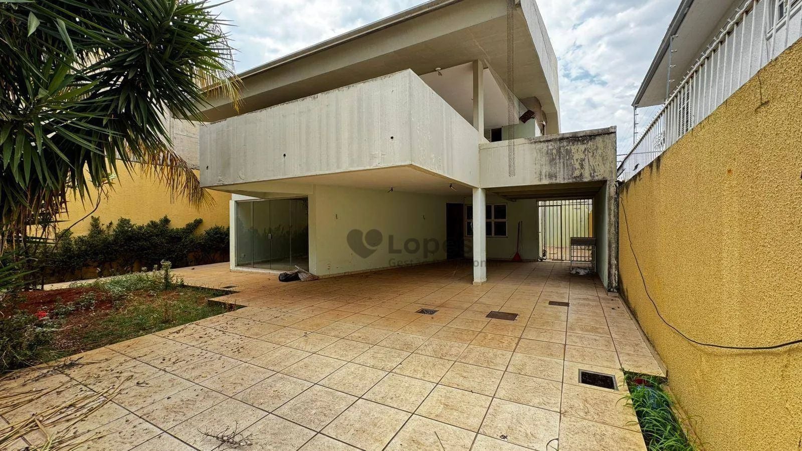 Casa com 3 dormitórios para alugar, 402 m² por R$ 15.820,00/mês - Setor Marista - Goiânia/GO