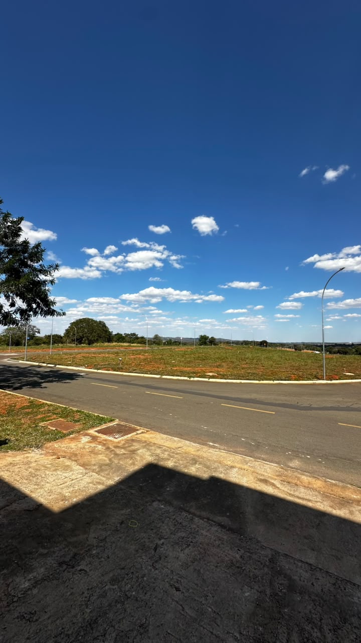 LOTE PORTAL DO SOL GREEN 653,08 m² - RUA DOS IPES - LOTE ESPECIAL EM RUA PRINCIPAL