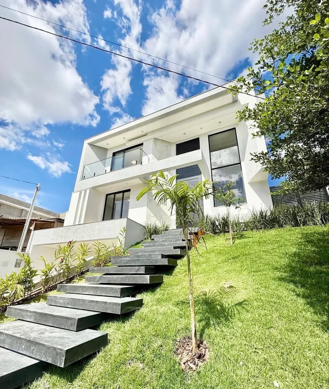 Casa 5 Suítes no Jardins Bolonha INCRÍVEL