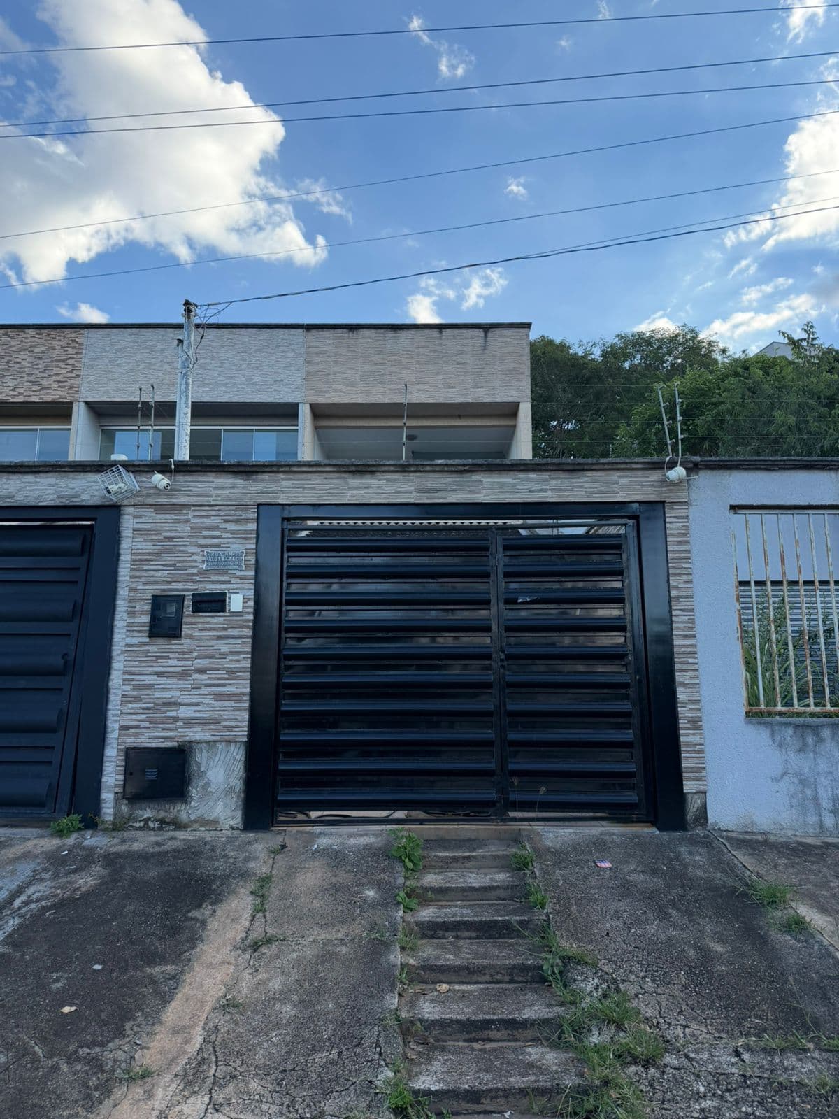 Setor Hugo de Moraes – Apenas 2 minutos do Passeio das Águas Casa Completa 3 QUARTOS 1 SUITE