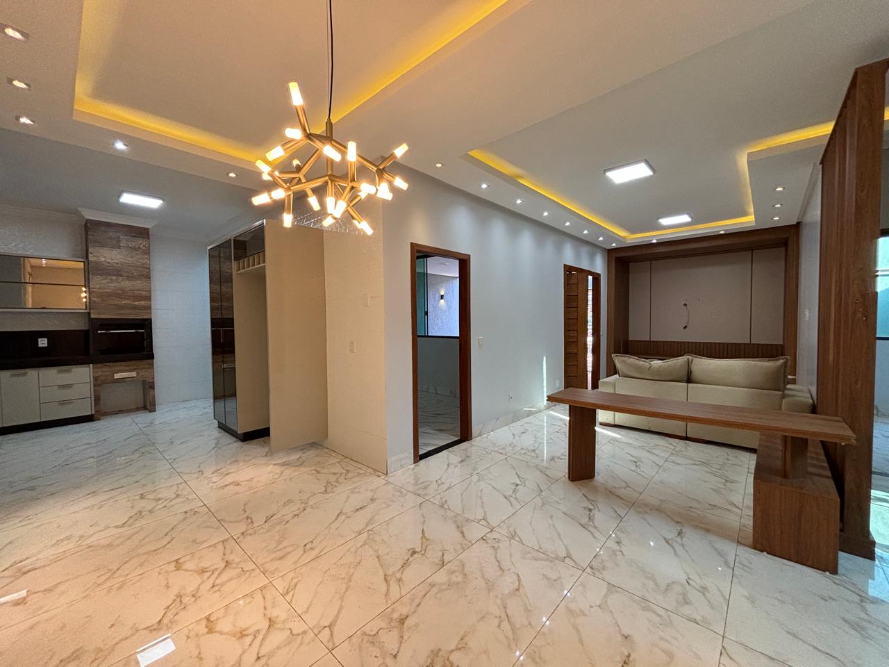Casa à Venda no Jardim Curitiba 2 – Goiânia | 3 Quartos | Repleta de Armários | Acabamento Premium