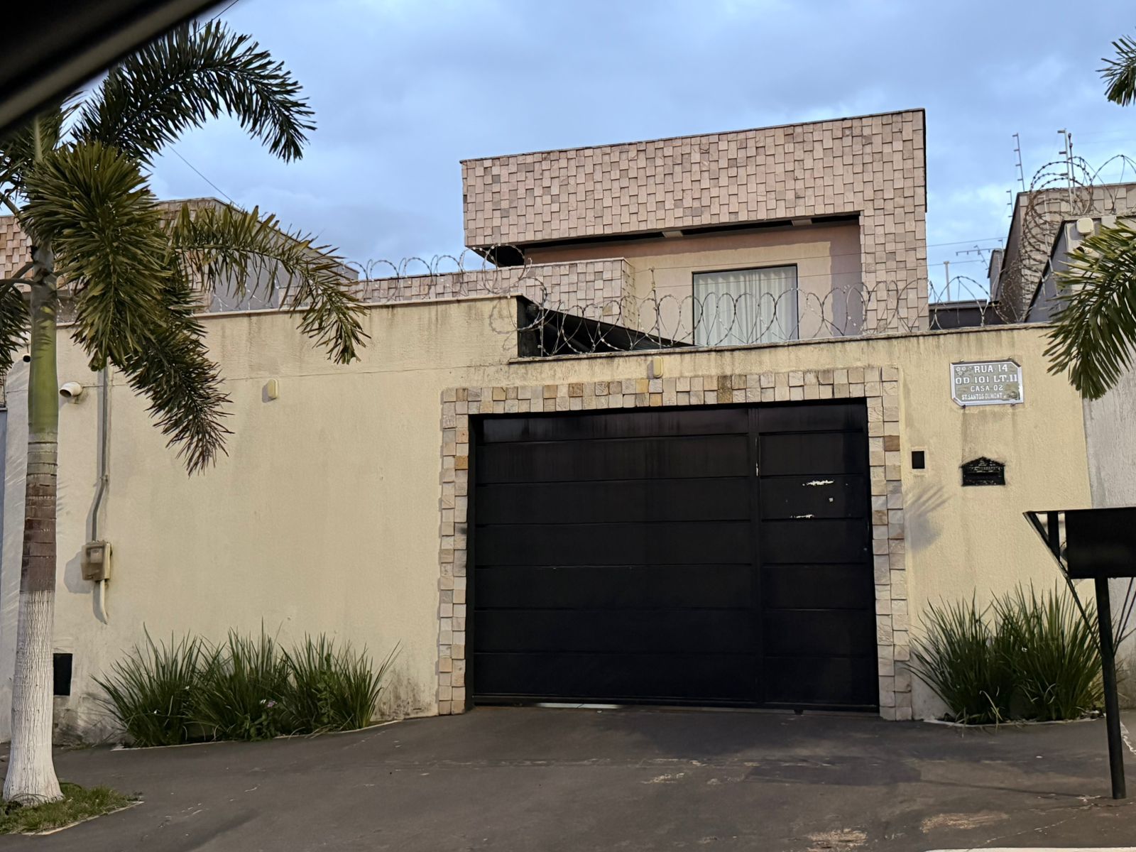 Casa à Venda no Setor Santos Dumont em Goiânia – 3 Quartos, 150m² e Próxima ao Portal Shopping