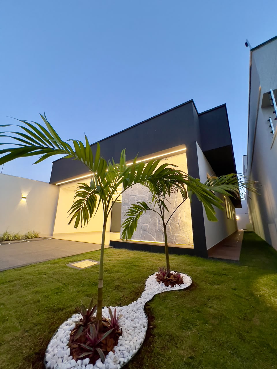 CASA À VENDA VEREDA DOS BURITIS | GOIÂNIA | ALTO PADRÃO
