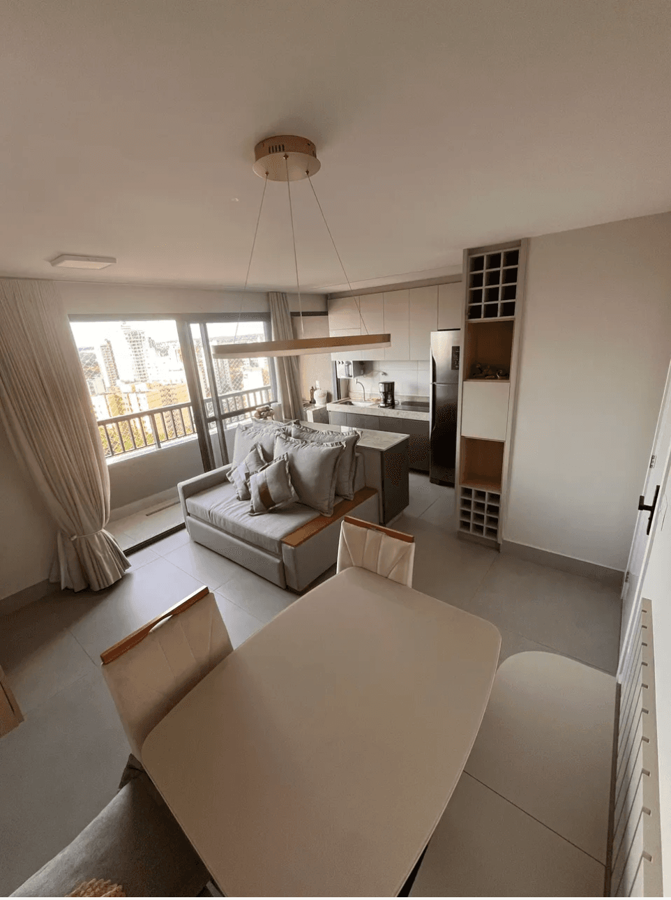 Apartamento 2 quartos no Setor Aeroporto Mobiliado