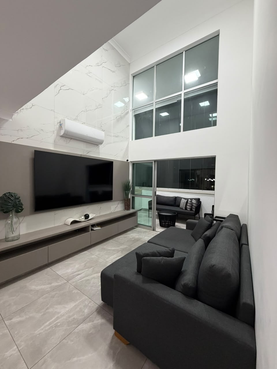Apartamento à venda no Jardim Goiás - Goiânia