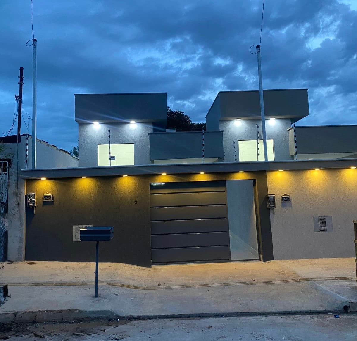 Casa no Jardim Itaipu pronta pra morar 3 quartos Sendo uma suíte